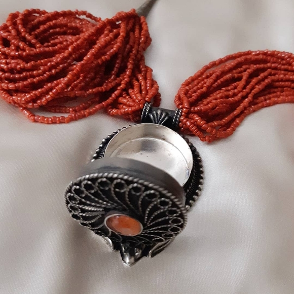 Vintage Tibetan Genuine Red Coral Necklace 20-Strand Twisted Bali Silver Locket - Picture 7 of 11